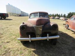 1941 Ford 2dr Sedan