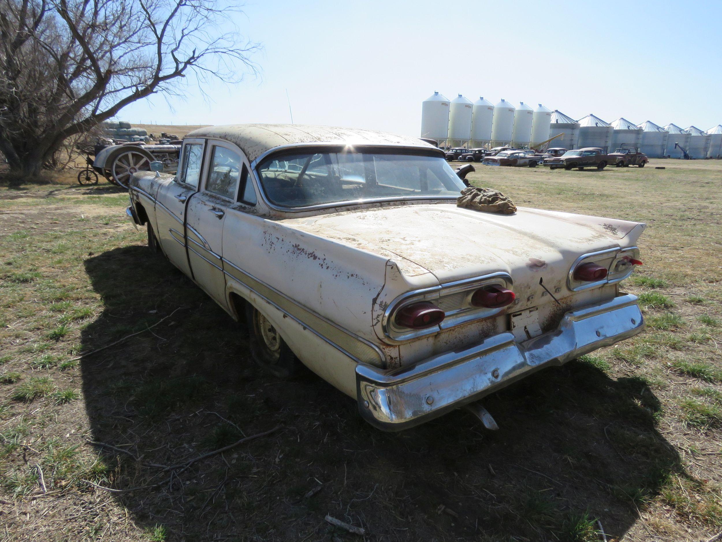 1958 Ford 4dr Sedan