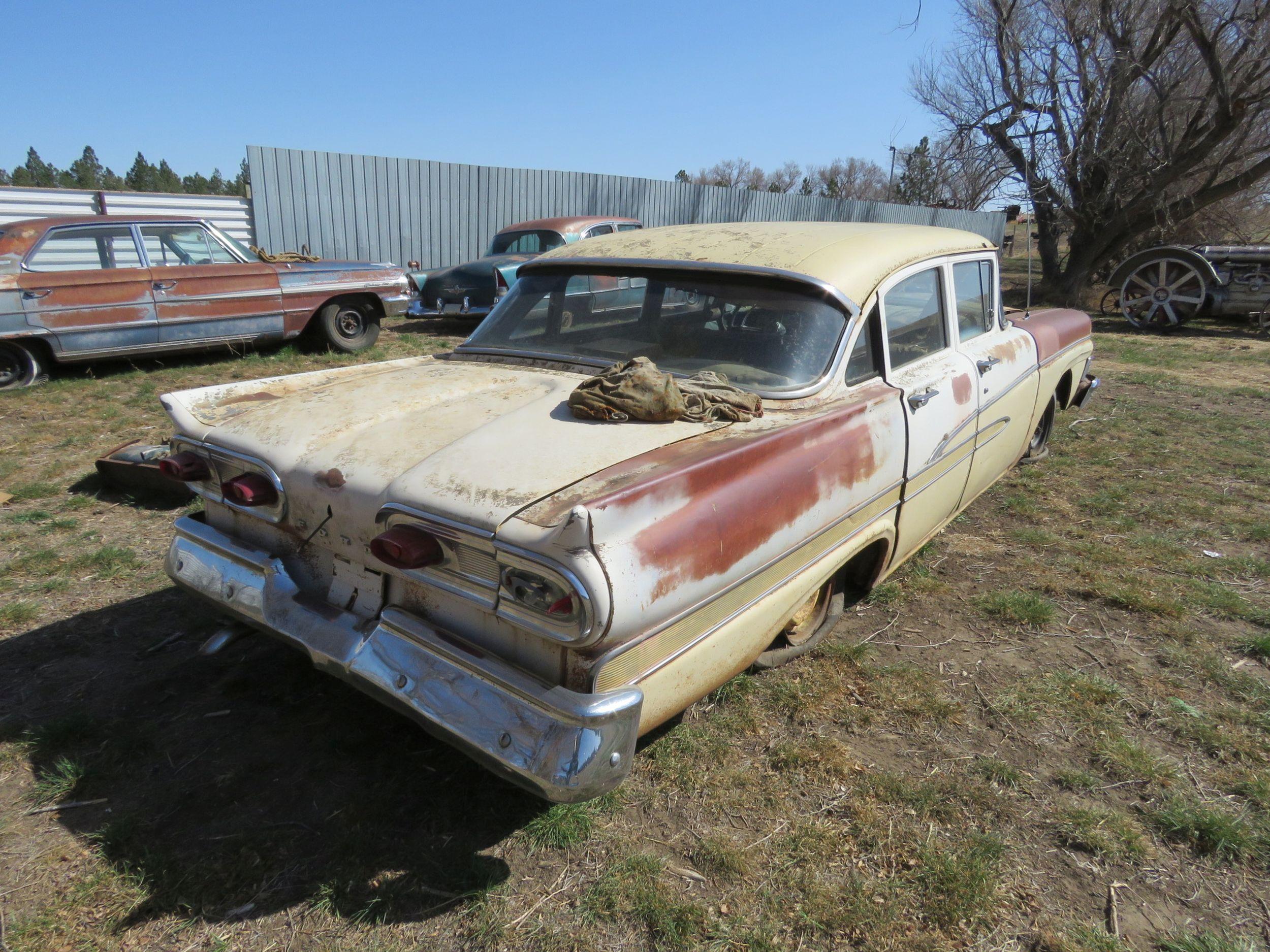 1958 Ford 4dr Sedan