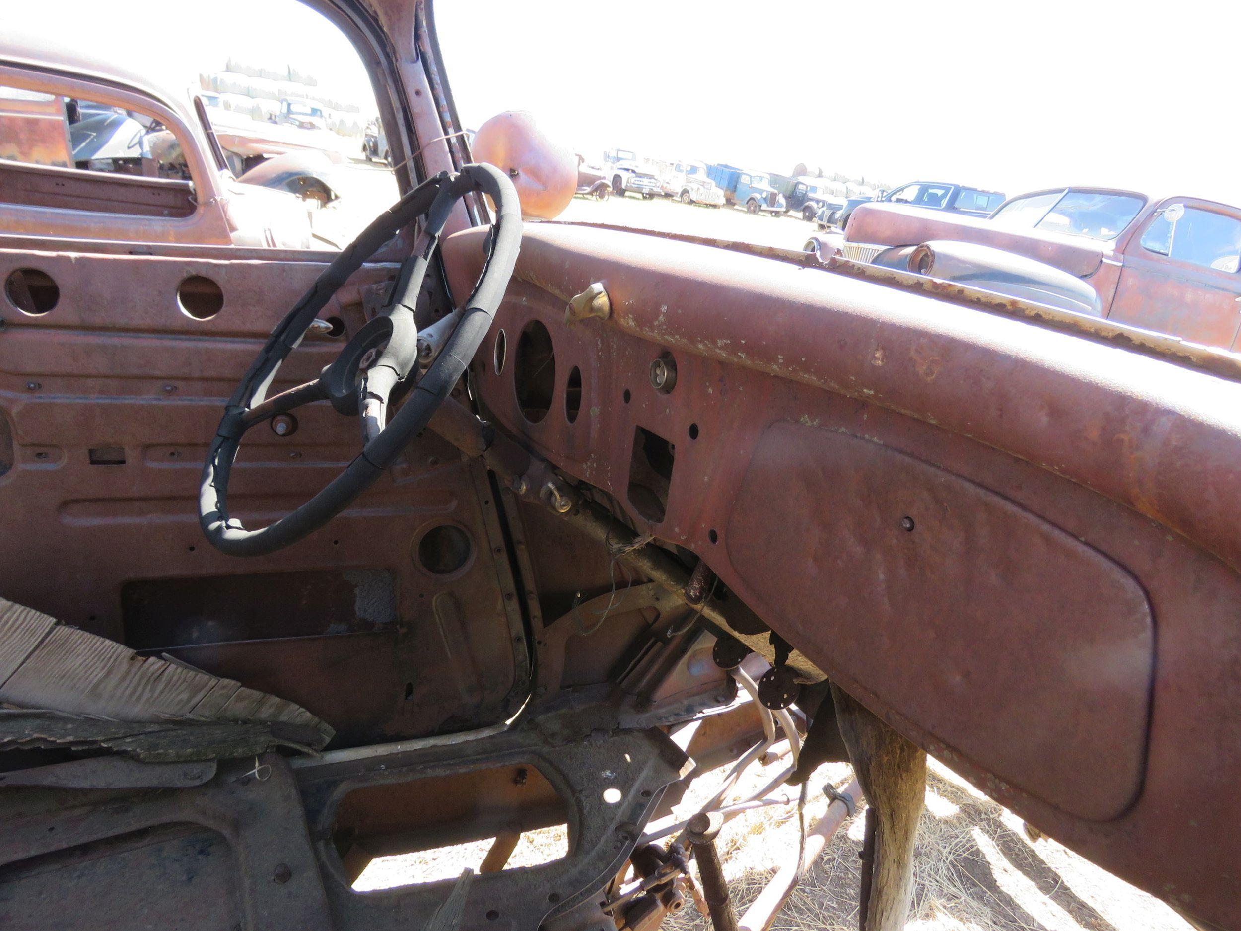 1934 Ford 5 window Coupe Body