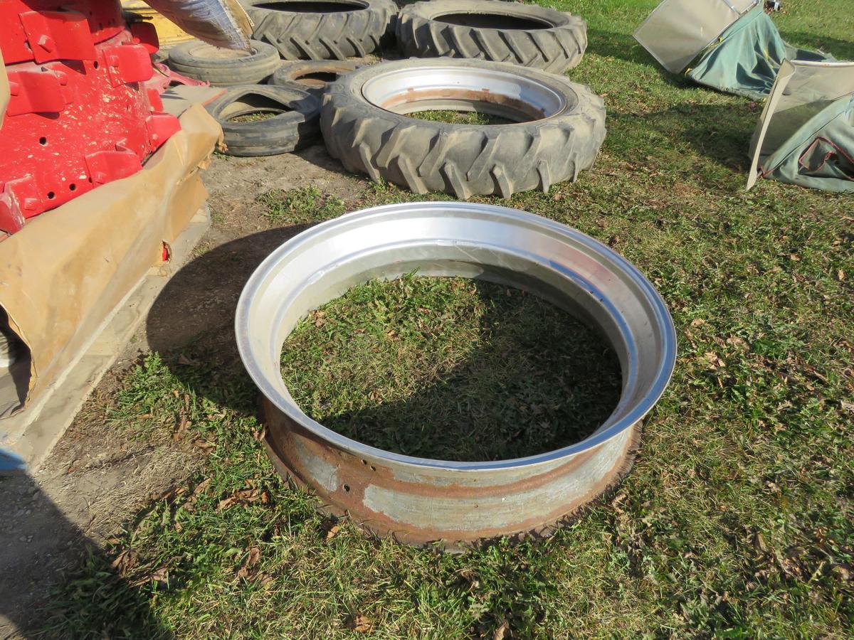 Farmall H Rims