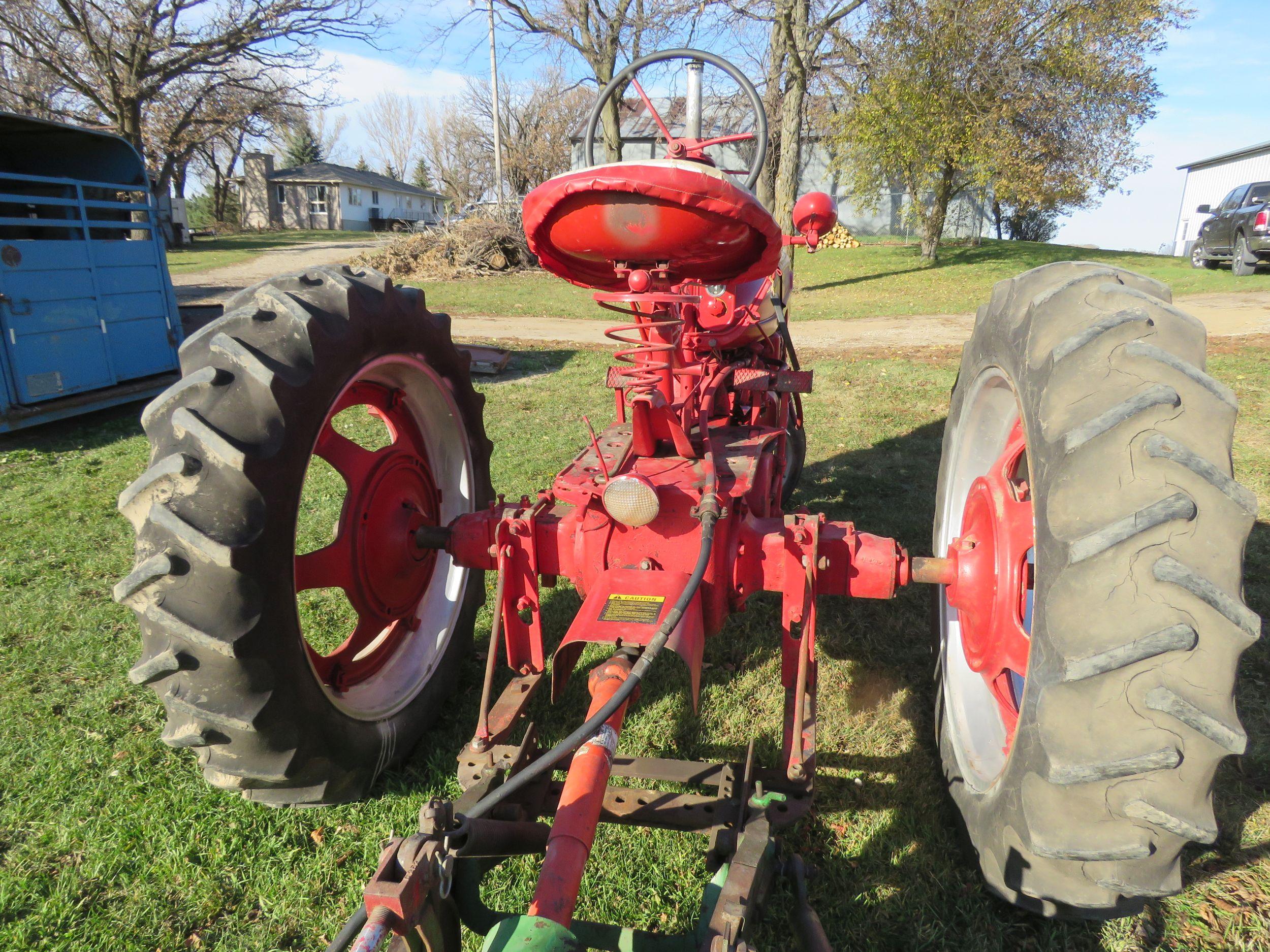 1940 Farmall H Tractor