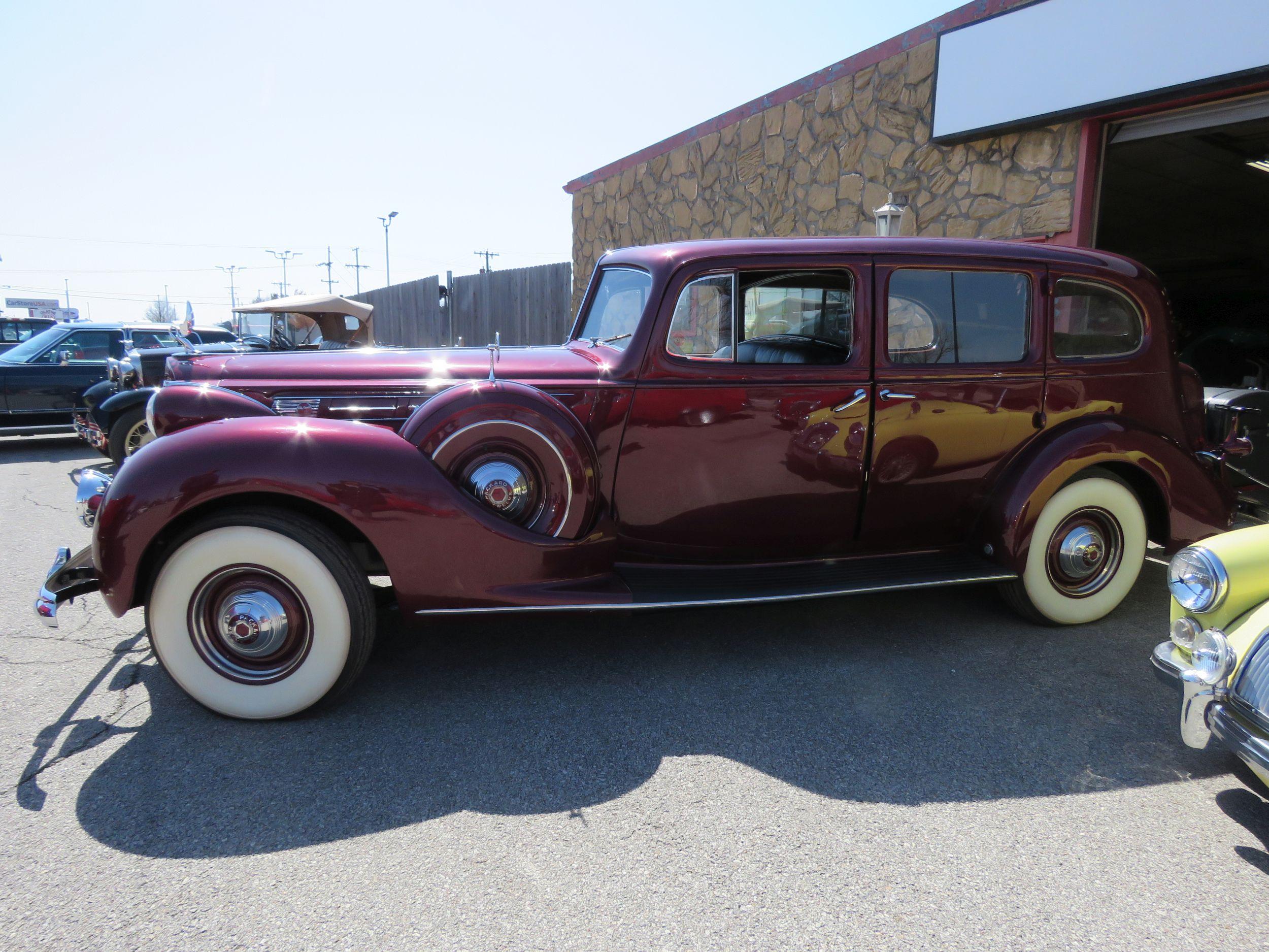 1939 Packard 1708 Limo 7 Passenger Sedan