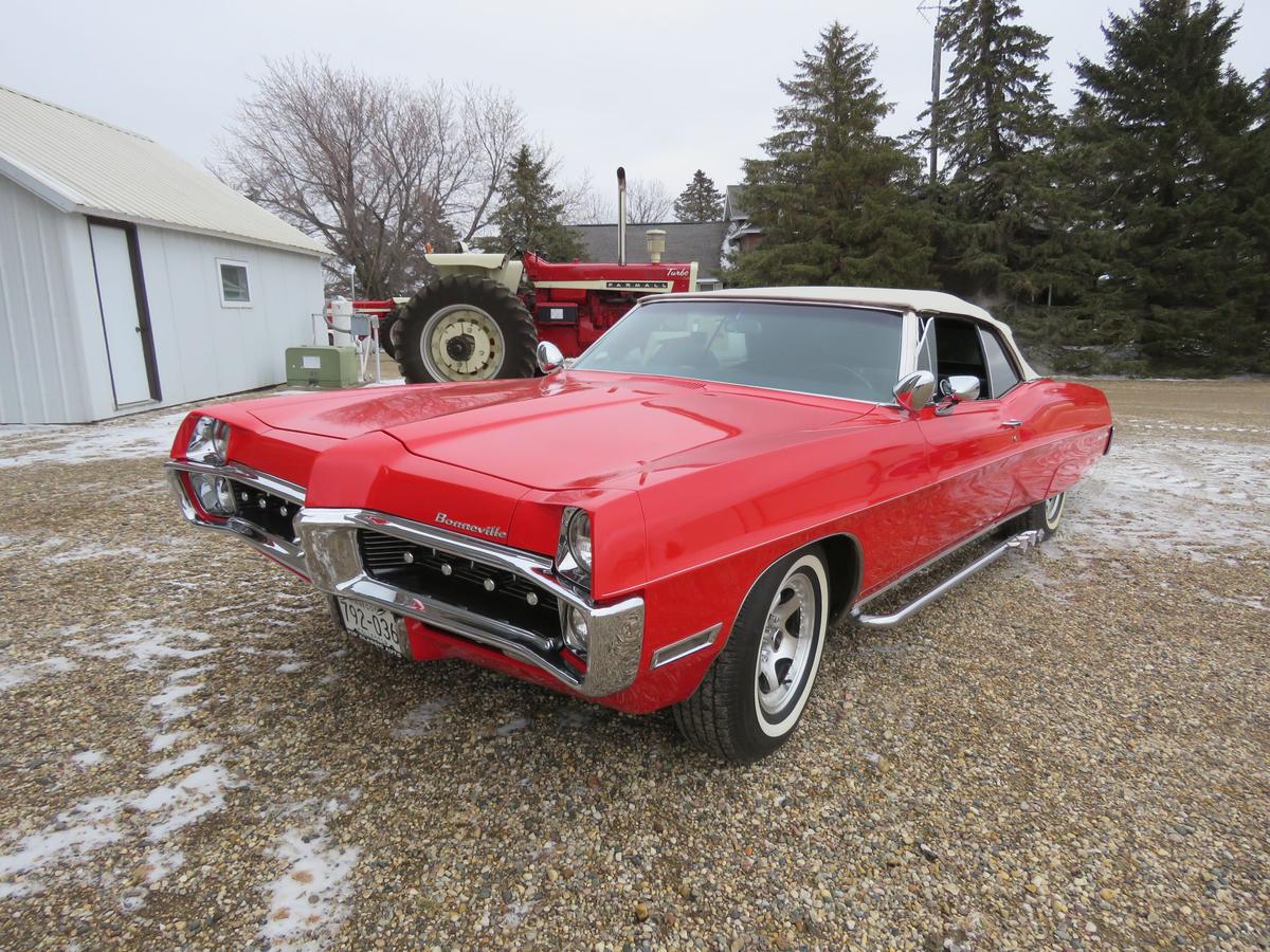 1967 Pontiac Bonneville Convertible