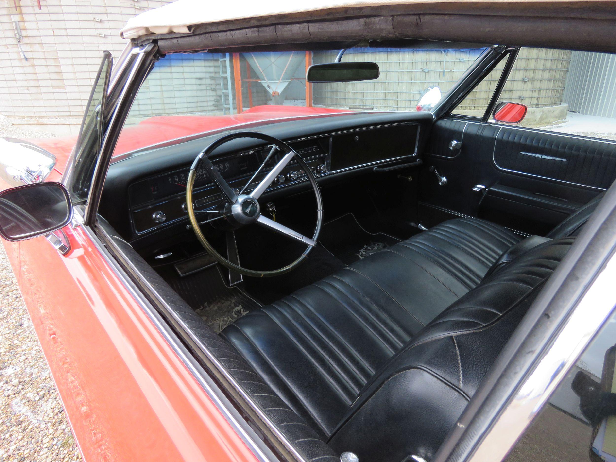 1967 Pontiac Bonneville Convertible