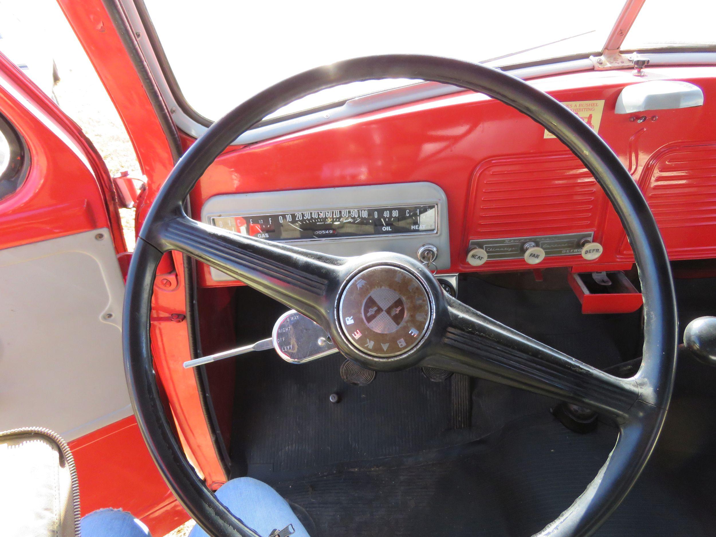 1952 Studebaker R15 Truck