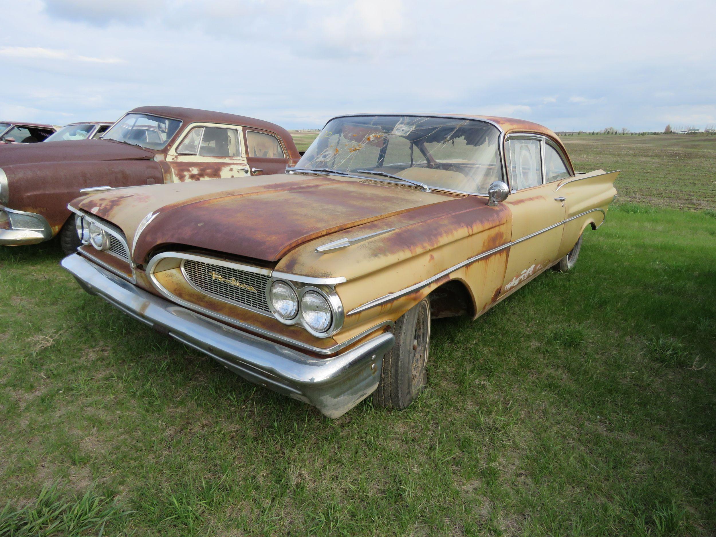 1959 Pontiac Catalina 2dr Sedan