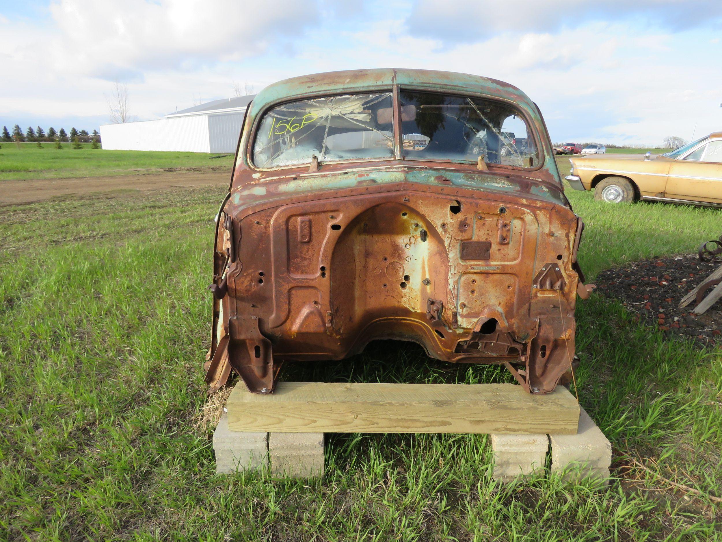 1942 Pontiac Body for Rod or Restore