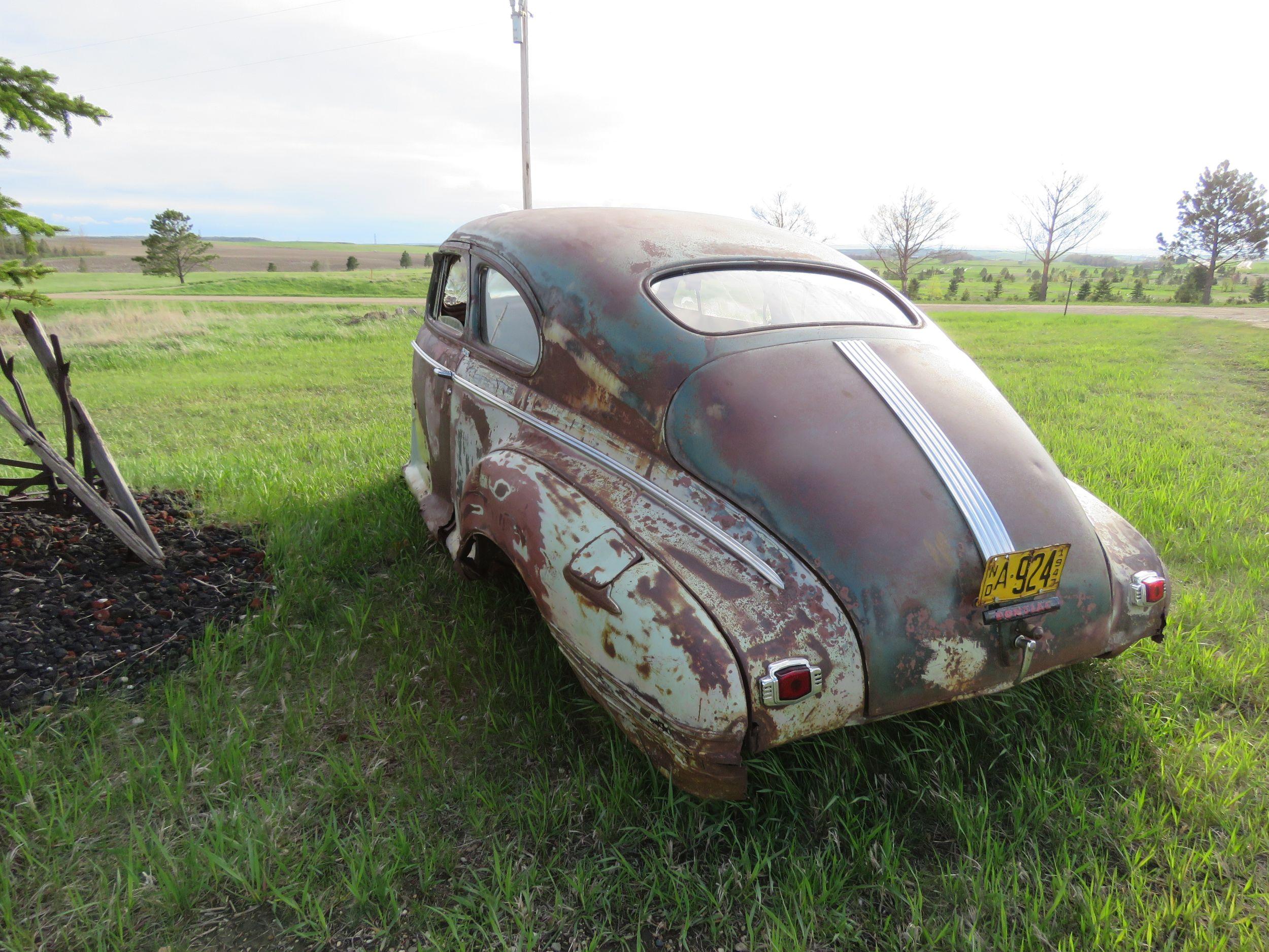 1942 Pontiac Body for Rod or Restore