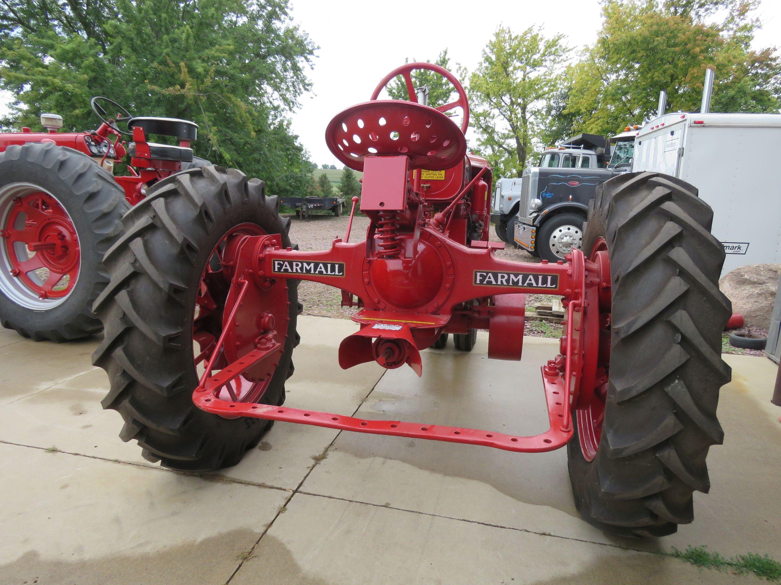 Farmall F-20 Tractor