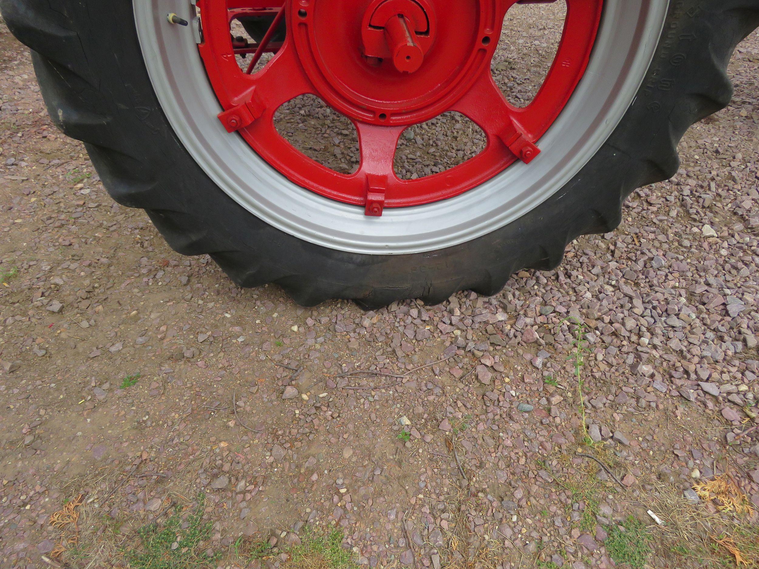 1946 Farmall H Tractor