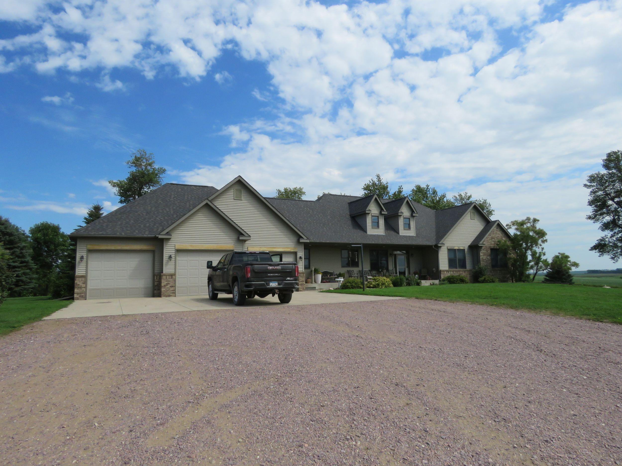 Amazing 25.73 acre Acreage with Home and Shop and Pasture