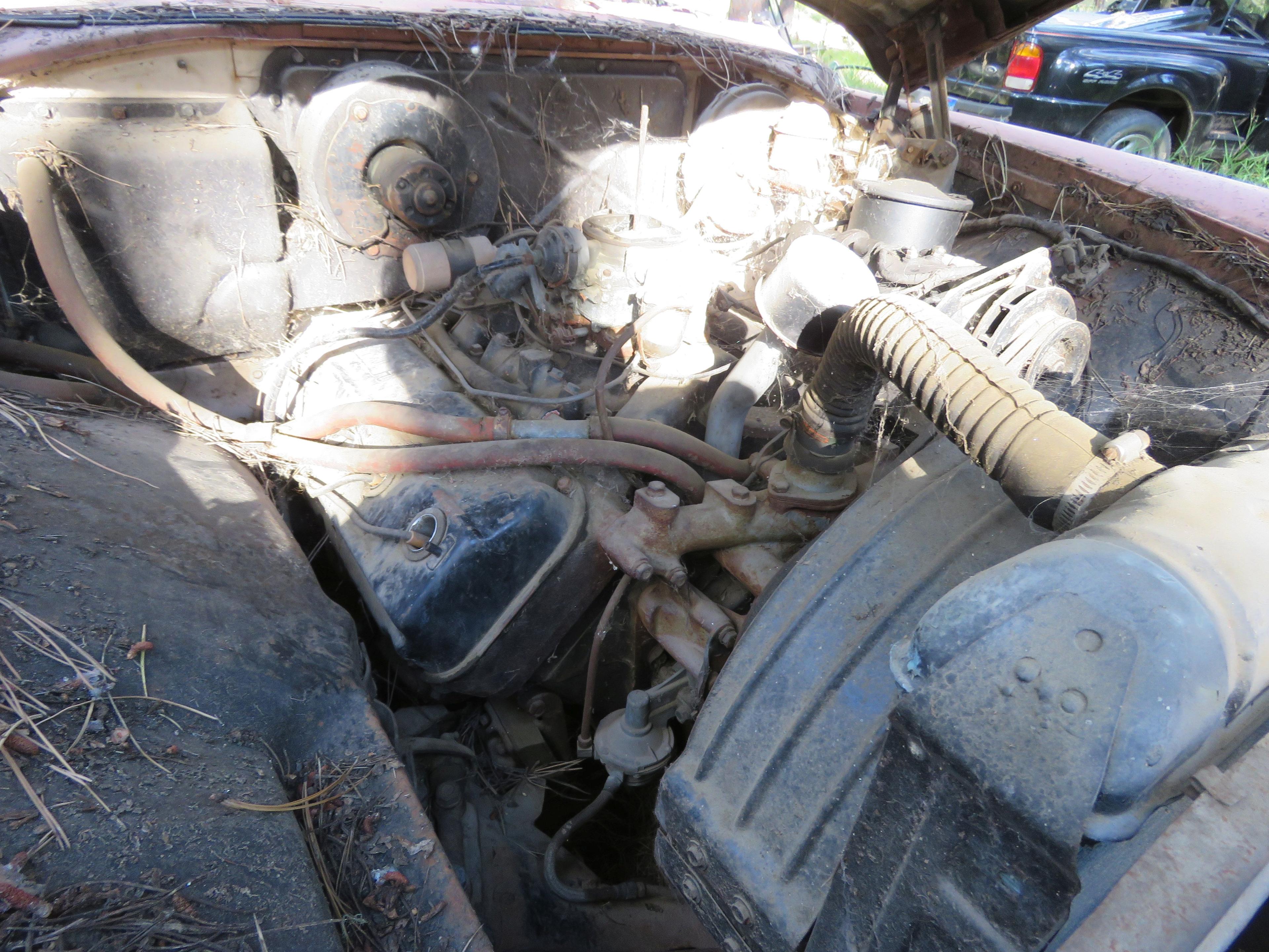 1955 Chrysler New Yorker Deluxe