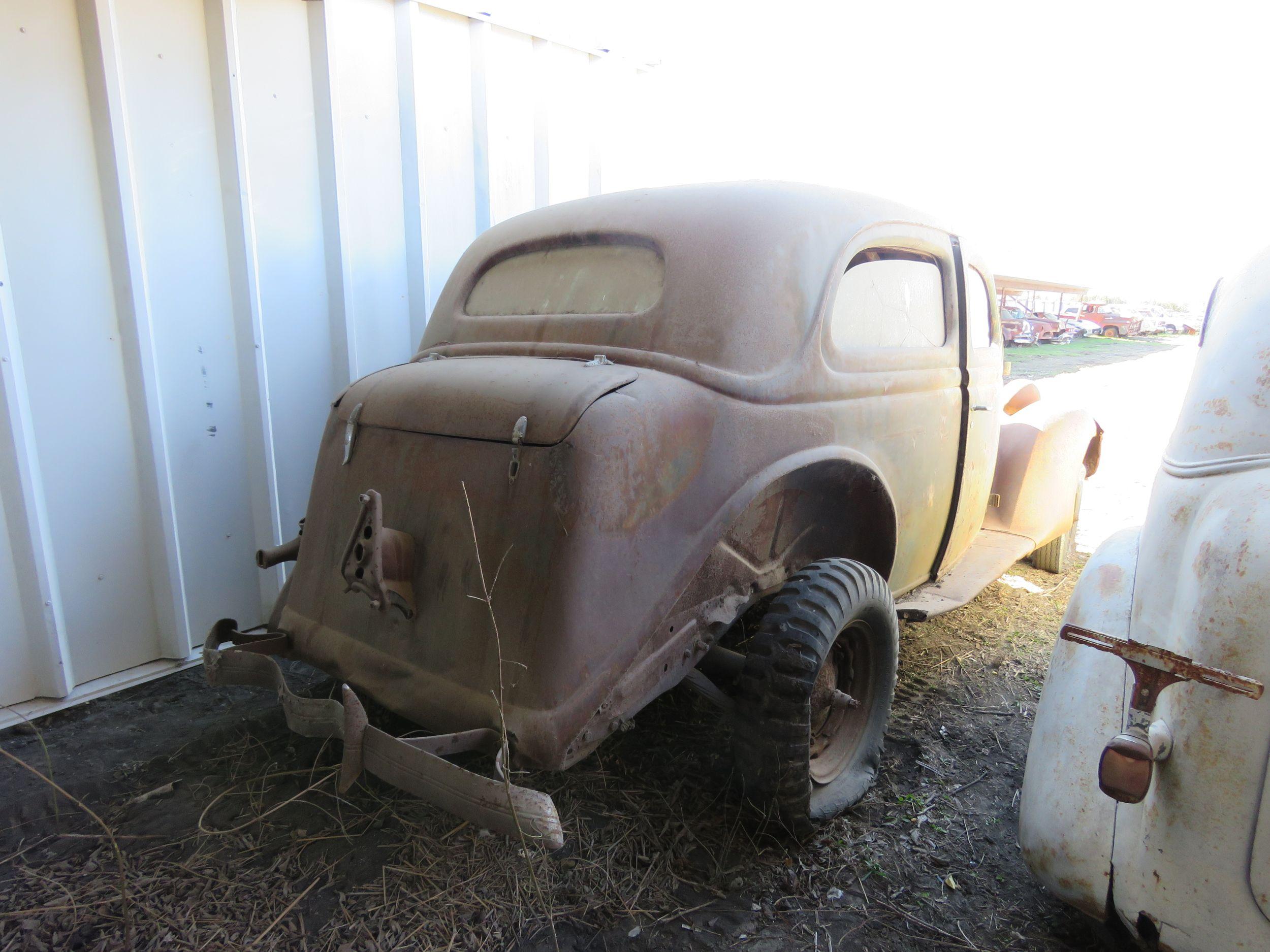 1936 Ford 2dr Sedan