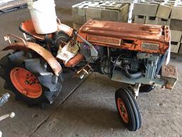 Kubota B7000E Tractor (Parts Only)