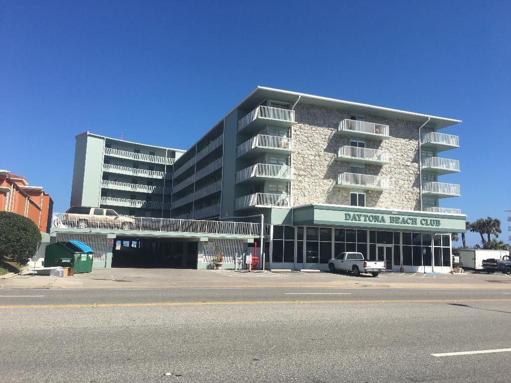 800 N Atlantic Ave, Unit 702, Daytona Beach, FL 1 Bedroom 1 Bath Condo Loft