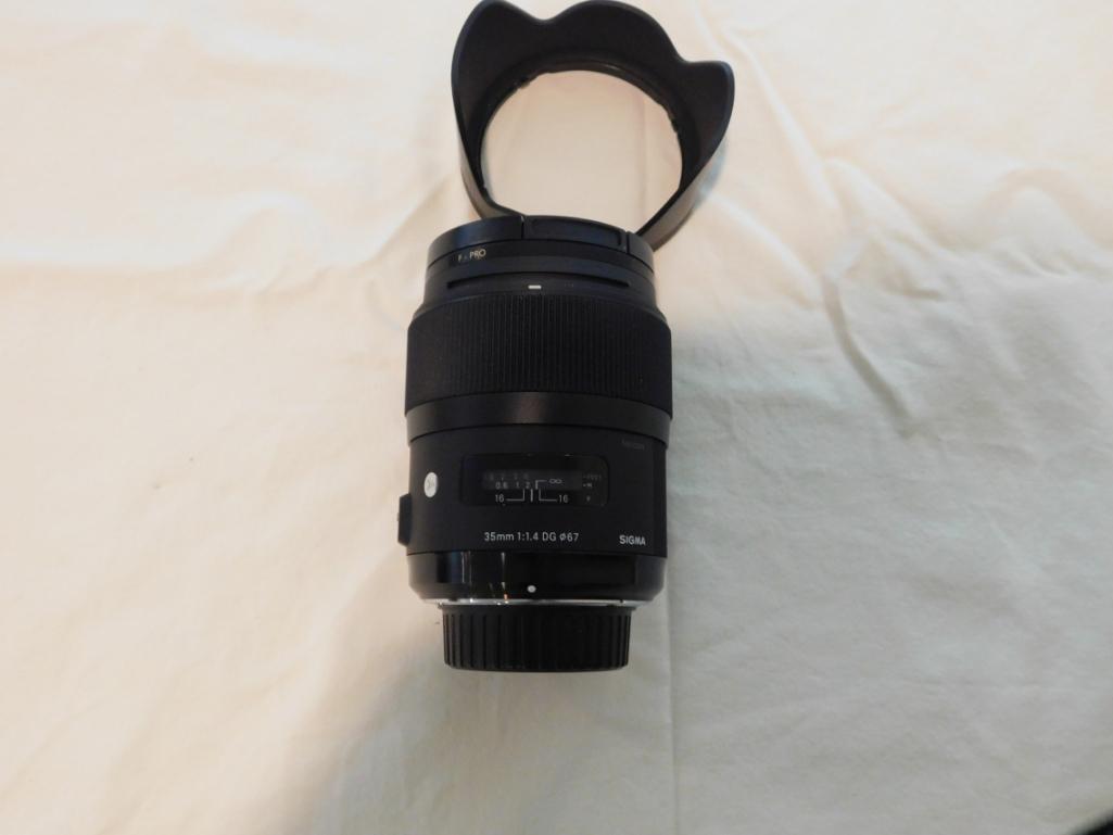 Sigma 35mm 1:1.4DG Lens