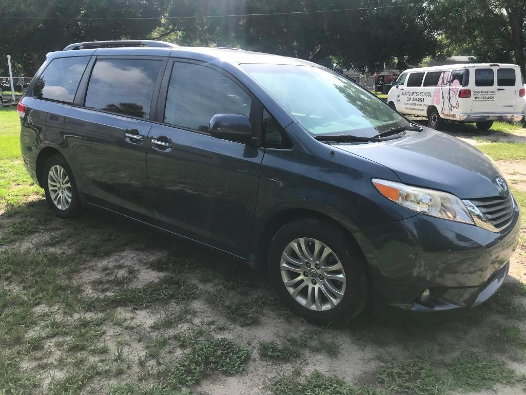 2014 Toyota Sienna Van, VIN # 5TDYK3DC0ES417772