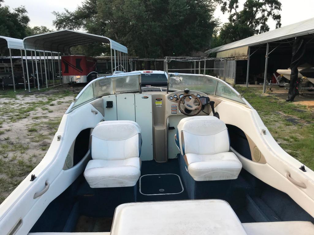 2002 Bayliner 19' Boat and Trailer