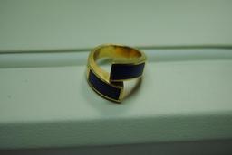 Lapis fashion ring.