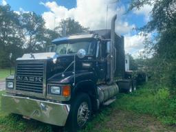 2007 Mack CHN613 Truck, VIN # 1M1AJ07Y87N009863