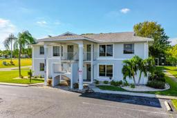 2 Bedroom 1.5 Bath Condo 5032 Chiquita Blvd S Unit 202 Cape Coral, FL 33914