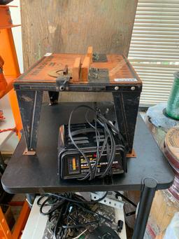 Router jigsaw table and cart with contents