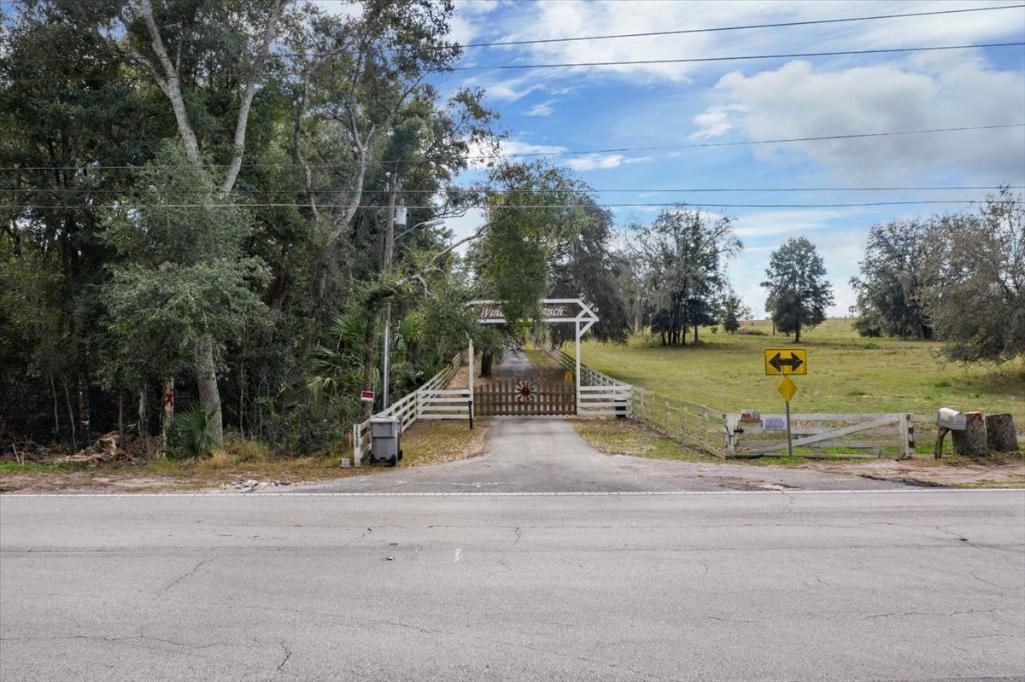 202.5 Acres Located at 4105 Golden Gem Rd, Apopka, FL 32712