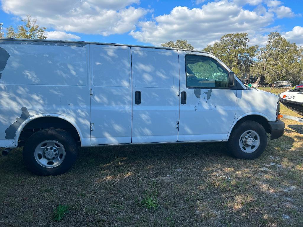 2007 Chevrolet Express Van, VIN # 1GCGG25V971111001