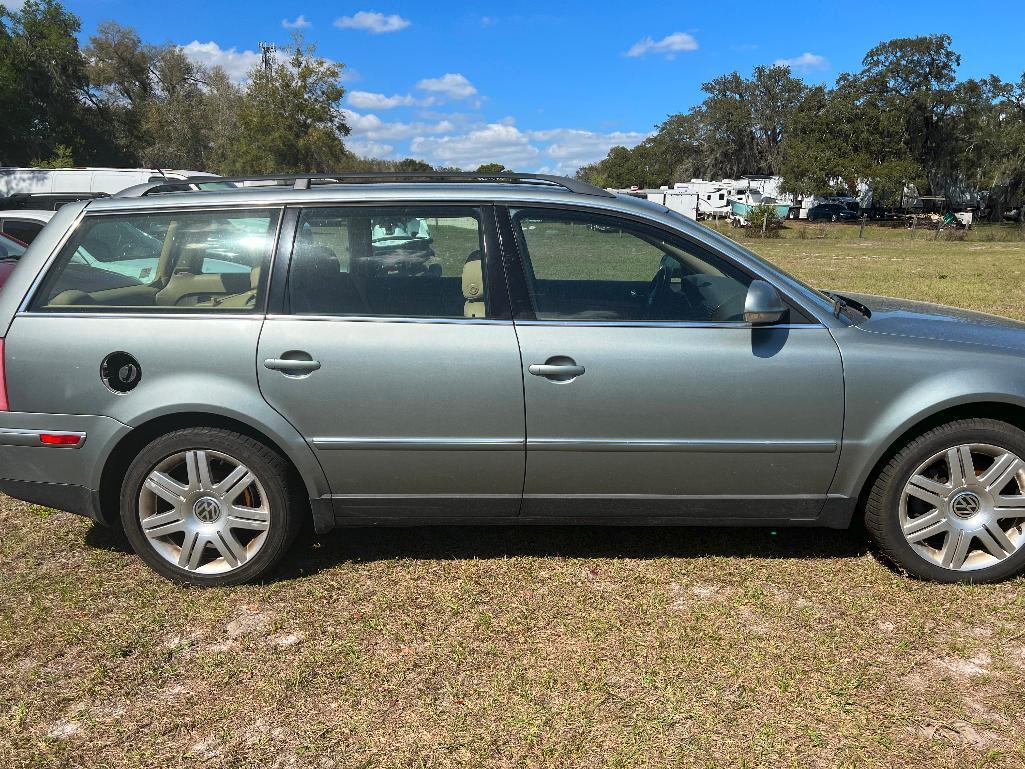 2005 Volkswagen Passat Passenger Car, VIN # WVWCE63B05E153518