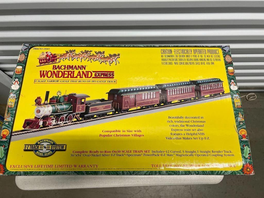 Bachmann Wonderland Express Train Set