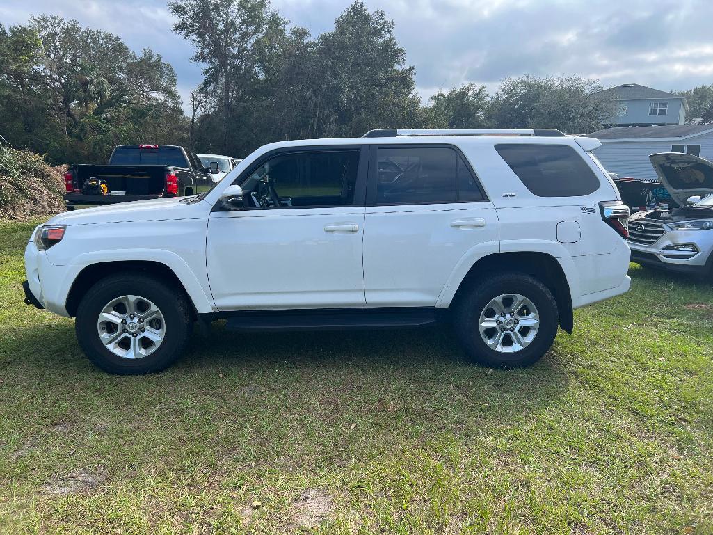 2019 Toyota 4Runner Multipurpose Vehicle (MPV), VIN # JTEBU5JR7K5704611