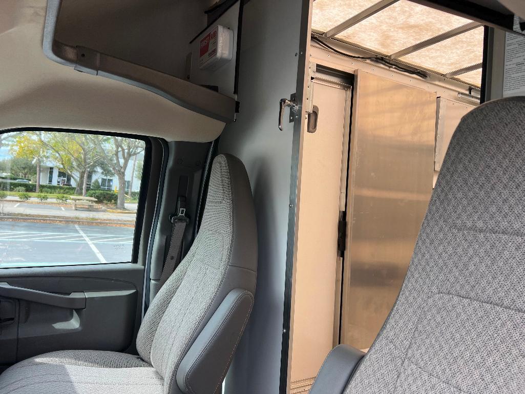2022 Chevrolet Express Cutaway Van, VIN # 1HA3GTC7XNN005845