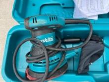 Makita 5" Orbital Sander