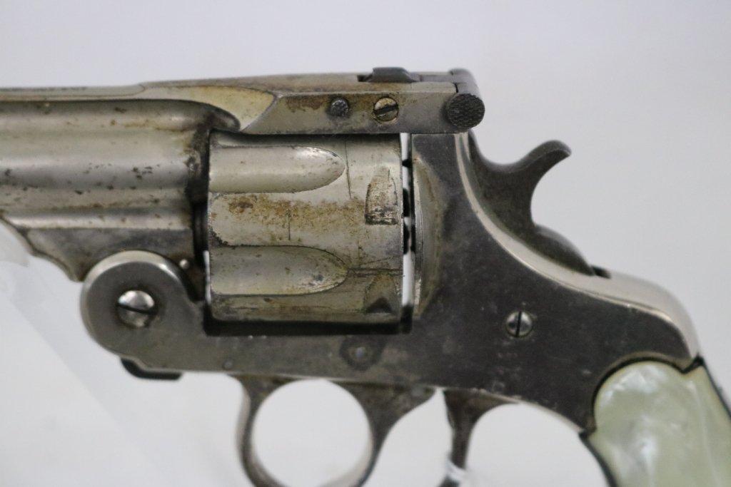 Harrington & Richardson Top Break Revolver, 32 S&W