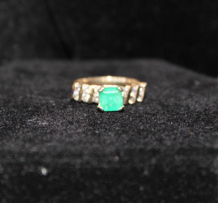 2.28 ct Genuine Emerald Diamond Ring