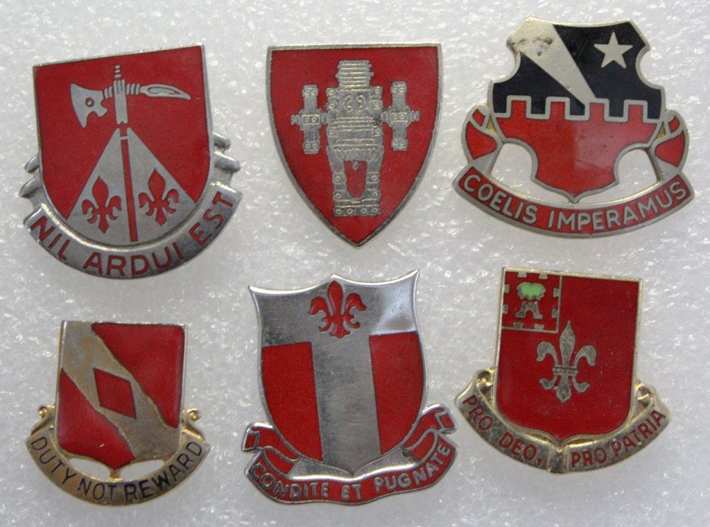 6 Artillery Clutch Back Military Crests