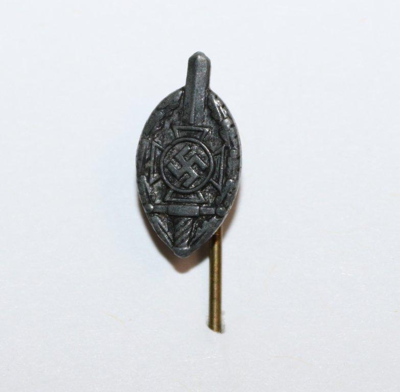 German WWII Veterans Association Stick Pin
