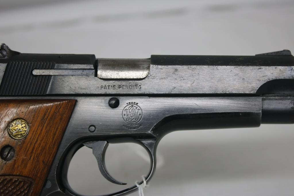 Smith & Wesson Model 39-2, 9mm