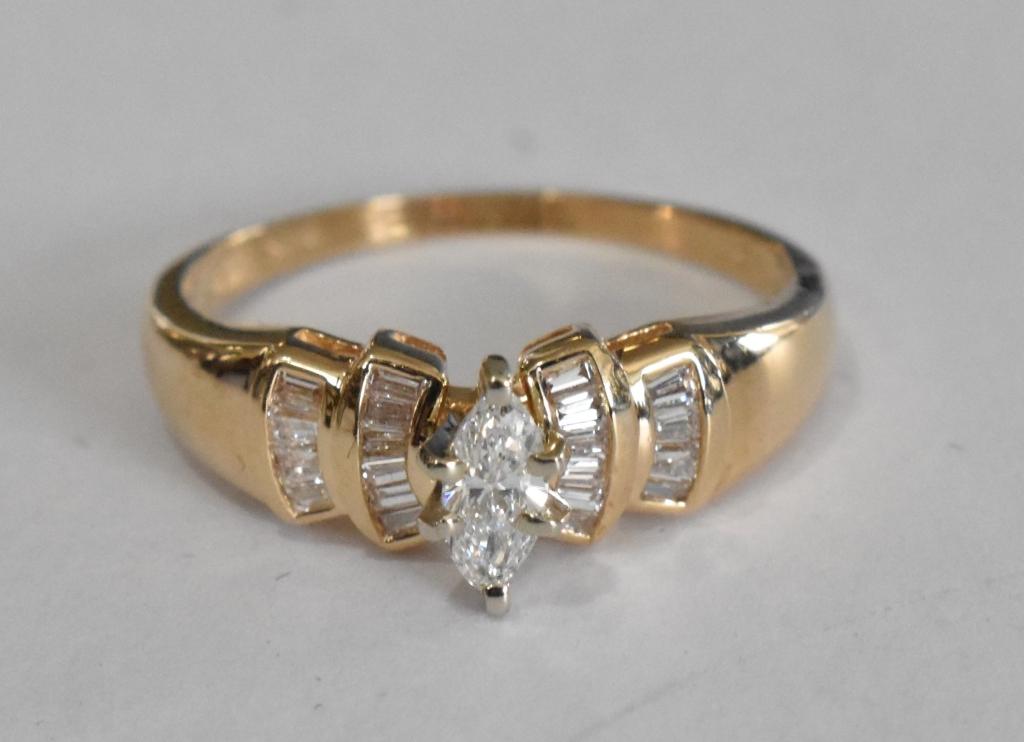 14kt Marque Diamond Ring