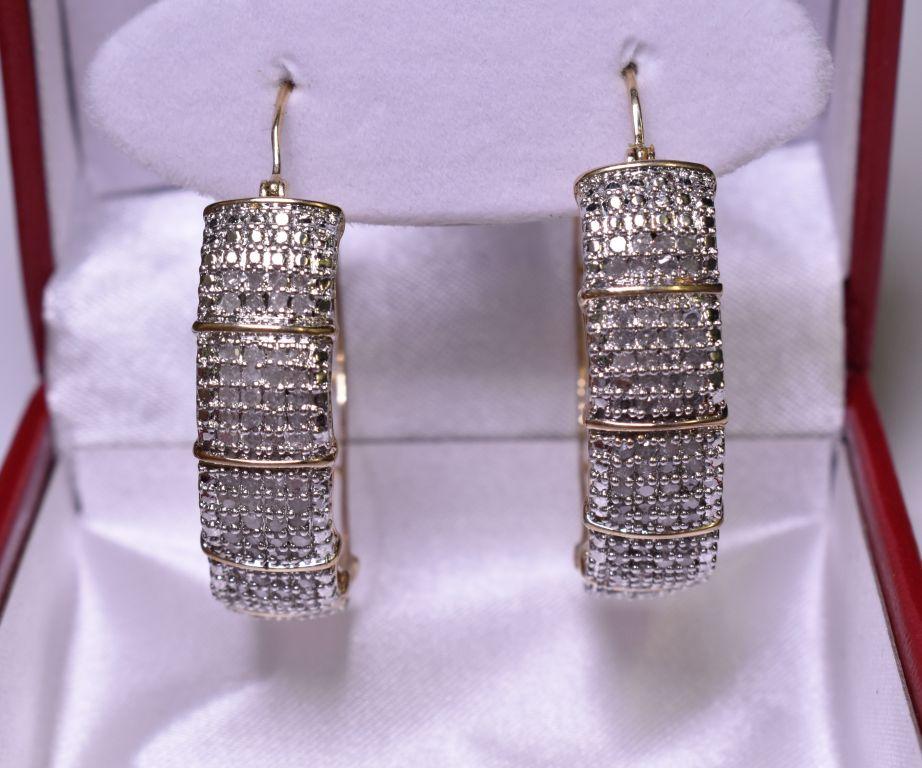 1.22 ct Diamond Hoop Earrings