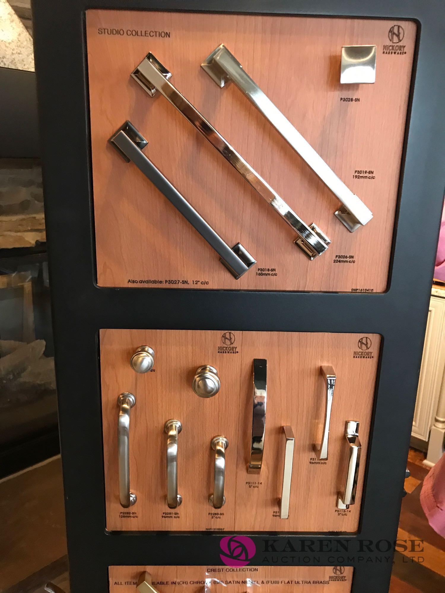 Knob display cabinet