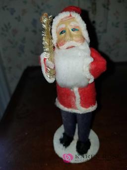 Lot of 4 vintage Santas