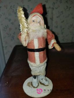 Lot of three vintage Santas