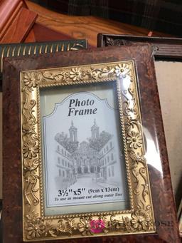 Lot of 10 picture frames