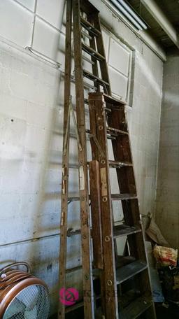 2 wood step ladders