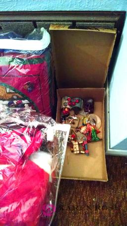 Lot of Christmas decorations including pillow and ornaments