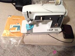 Singer touch & Sew sewing machine