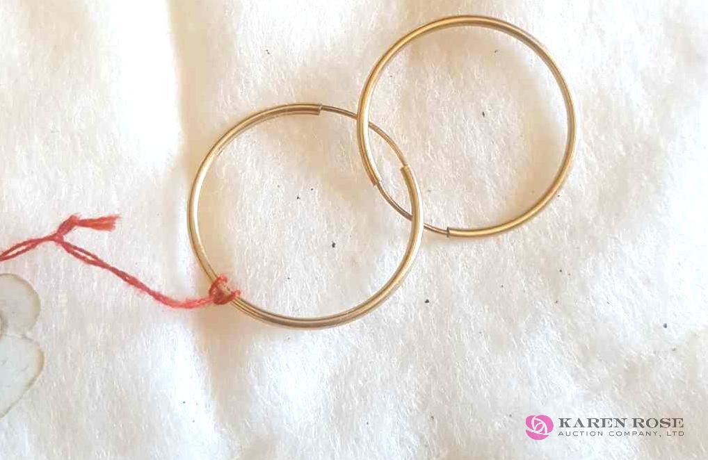 14 karat gold hoop earrings