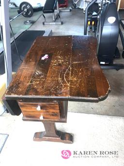 Drop leaf side table with drawer